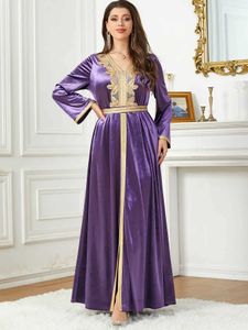 Ethnic Clothing Dubai Muslim Velvet Dress for Women Abaya Autumn Winter Print Thick Party Dresses Long Slve Morocco Caftan Elegant Vestidos T240515