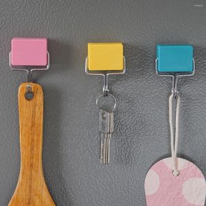 Hooks 6st Magnetic Hook Nail Free Strong Magnet Multi-Colour Hanging Storage Kylskåp Hangers Mini