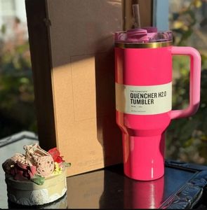 Американский розовый парад, гаситель H2.0 Cosmo Pink Parade Tumbler 40 унций чашки со льдом 304 Swig Wine Mugs Day Day Gif