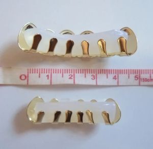 Charms Wholesalegrillz Set di grill da fondo per denti hiphop oro reale.