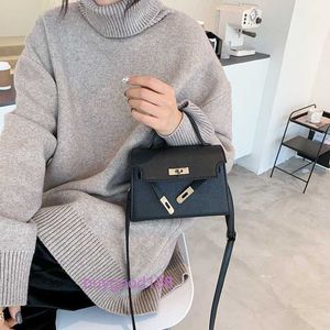 Top Ladies Designer Koalliy Bag Suitable for s Fashion Network Bag Mini Small Bag Womens 2024 New Trendy Versatile Instagram Handheld