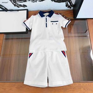 Top Kids Clothes Studite per bambini T-shirt ricamato a logo set di dimensioni 100-150 cm Summer Designer Polo e Shorts 24mar