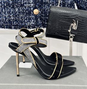 Shiny Padlock Pump Sandal Women Luxury Designer Tom Heels högkvalitativ strandplattform Högklackade sandaler