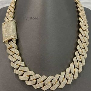 Anant Fashion 16mm Wide Heavy Gold Cuban Link Chain Zircon Box Lock med Moissanite och Pearl 14k 18K Halsband för män Indien