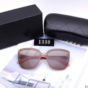 Designer CH top sunglasses Fashionable for women oval frame UV resistant outdoor street photography display