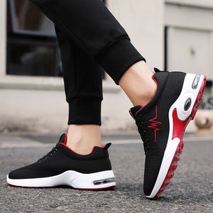 Running Shoes Men Women OG Sneakers Outdoor Athletic Sneakers Black White Platform Loafers Shoe Designers Mens Womens Sports Chaussures