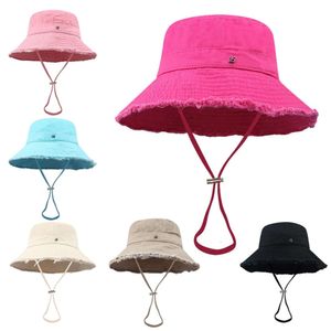 Le Bob Designer Bucket Hat Wide Brim Casquette Luxe Designer Hats för män Frayed Cap Multicolor Gorras Beach Summer Womens Designer Cap Tassel Cappelli MZ02 C23