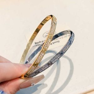 High standard bracelet gift first choice Full Sky Star Bracelet Womens end Sensory Silver Light Luxury Small and Popular with Original logo cartter