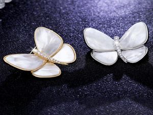 Luxusdesign Frauen Stil Naturalschale Brosche Silber Pin Schmetterlingsform BESTIN FÜR GESPEKT8773000