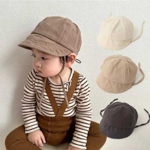 Шляпы шляпы Японский твердый цвет детские шляпы Весна осень хараджуку Молка Регулируемая мальчик -девочка рыбак кепки на открытом воздухе младенческие солнцезащитные шляпы Y240514