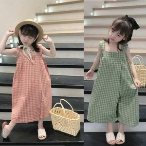 Overalls Girls summer jumpsuit plaid suspender square collar top fashionable 2021 new wide leg pants baby clothing childrens clothing d240515