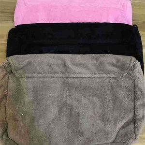 Moda yumuşak kadife makyaj klasik kış 3 renk kürk parti pazen omuz çantası kaliteli peluş depolama paketi
