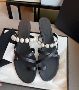 Pearl Cliptoe tofflor Women039s tjock häl sandal Öppen tå borr utanför bär platt botten strand semester sandaler lyx med 6070125