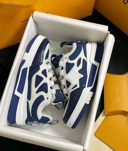 Новый роскошный дизайнер брендов Mens Flower Skate Trainers Trainers обувь техническая сетка простая теленка черная замша повседневная спортивная платформа подошва скейтборда