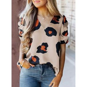 Women's Blouses Shirts 2024 Fashion New Womens T-shirt Summer V-neck Short Slve Elegant Leopard Print Top Casual Clothing Y240510