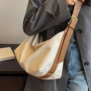 Сандро на плечах мешков крест 2023 Новая мощность Canvas Bag Summer Mite Fashion Underarm Sandro Женщина сумка для плеча Crossbody Bagblieberryees 228