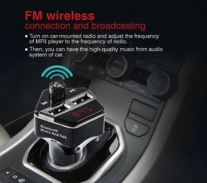 Kit senaste 3 i1 ST06 Bluetooth Car Kit Audio Mp3 Music Player Handsfree Set LCD Display Support TF Card FM Sändare USB Car Charge