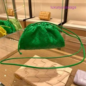 Authentic Designer Women's Bags Pouch Cloud Fold BottegavVenet Bag New POUCH Mini Cowhide Cloud Bag Womens Bag Smooth Knitted Handbag UVGZ WN-UVGZ