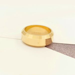 Neue Designer -Ring -Gold -Band Ringe Herren Designer Titanium Stahlringbrief Schmuck Luxurys Silber Hochzeit Liebesringe für Frauen niemals verblassen nicht allergisch