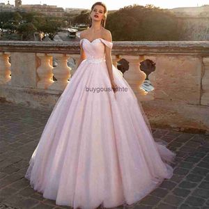 Różowa suknia w piłce księżniczki suknie ślubne z ramion Ruched Tiul Spruta gorset