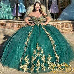Emerald Green Quinceanera Dress Ball Gown Gold Lace Applique Beading Tiered With Bow Sweet 16 Vestidos De XV 15 Anos