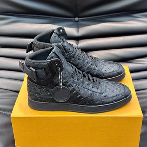 Мужские кроссовки на высоком вершине Charlie Rivoli Trainer Trainer Shose Sneakers Boots Men Basketball Классическая повседневная обувь Черные белые сапоги с тиснением