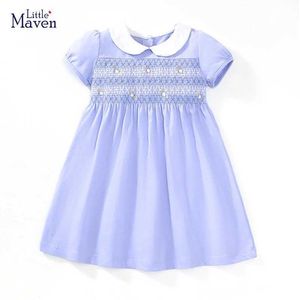 Flickans klänningar Little Devil 2024 Barnkläder Summer Princess Blue Dress Barnkläder Tecknad Broidered Flower Cotton D240515