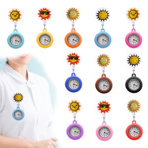 Party Gunst Sun Clip Pocket Uhren auf Pflege Uhr Clip-On Hang-Anlagen-Krankenschwester Muster Design Brosche Pin-On Drop-Lieferung Otvon