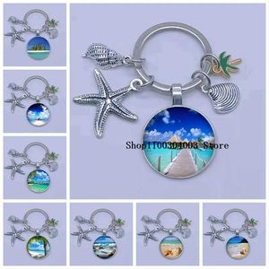 Keychains Lanyards Nya och vackra Maldiverna Landskap Keychain Ocean Landscape Charm Keychain Beach Coconut Tree Relaxation Present TRAVELSEY Y240510