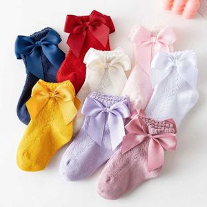 Calzini per bambini Calzini neonati traspiranti e morbidi Calzini estivi Bow Baby Socks Solid Princess Baby Socks Baby non Slip Socks 0-5Y D240515