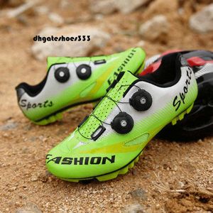 england football boots Leisure Unlocking Cycling Men's Summer New Breathable Hard Sole Mountain Lock for Women's Road Bike Self locking Shoes