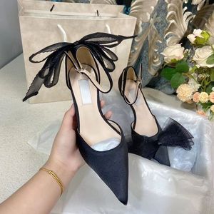 Designer Dress Shoes For Women High Heels Luxury London Heel Averly 100 Mesh Fascinator Bows Slik Pumps Crystal Embellished Seada Womens Wedding Sandals With Box