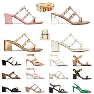 Designer Sandals Lady Sexy High Heels Rivet Pointed Manual Customized Slide Luxury Womens Platform Leather Wedges Block Heel Pumps Loafers Red Pink Black Slippers