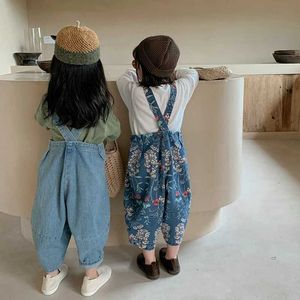 Overalls Summer boy and girl pants denim top pendant jumpsuit spring baby clothing casual jumpsuit childrens clothing d240515