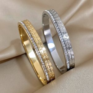 Einfache weiße Zirkon Edelstahl Armreifen Armbänder für Frauen Manschetten Armband Wasserdichte Hochzeit Schmuck Geschenke Accessoires 240515