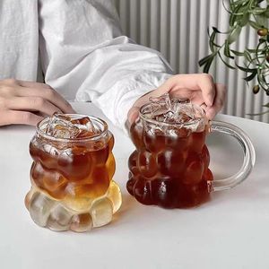 Garrafas de água xícara de vidro em forma de uva com alta cinta de borossilicato manusear leite café da manhã chá de café