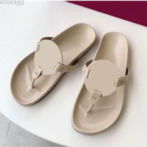 Designer Sandal Travel Stor storlek Summer Cool Slippers For Womens Summer Outwear Flat Bottom Beach Slippers for Womens