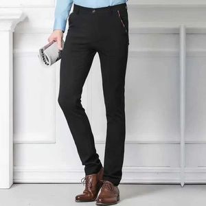 Mäns byxor Premium Business Pants for Men No-Iron Straight Fit Dress Trousers With Elastic Midjeband Slim Fit Mens Suit Pants Black Blue Y240514