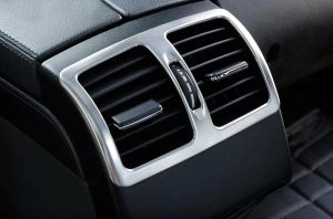 Klistermärken bil interiör armstödbox bakre luft ventilation täcker trim ram strip klistermärken för Mercedes Benz E Class Coupe W207 C207 200916 AC