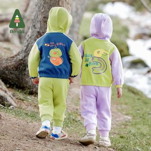 Set di abbigliamento Amila Baby Suit 2024 Spring Nuovo contrasto di alta qualità Patchwork traspirante per ragazzi graziosi per ragazzi con cappuccio