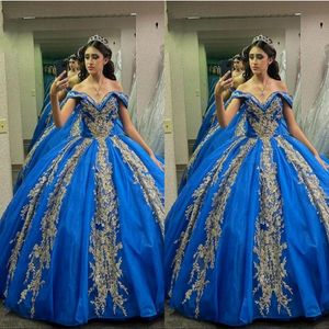 2023 Royal Blue and Gold Quinceanera klänningar från axeln blommig applikation pärlor pärlor prinsessa söt 16 klänning prom part 318q