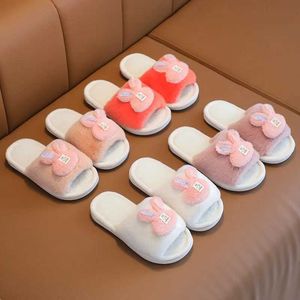 Slipper Pantufflas 2023 Home Childrens Schuh für Mädchen Kaninchen Baumwollschuhe Cartoon Girls Schuhe Plush Panteln warme Plüschschuhe Kinderschuhe Y240514xq7c