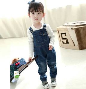 Overalls Fashion Girls Boys Denim Overall High Quality Kids Overall Jeans for Spring Autumn Baby Jumpsuit 1-6 Years Old Children Gifts d240515