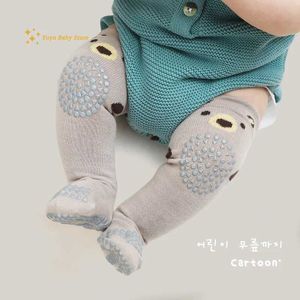 Детские носки детские коленные колодки детские мультипликационные животные против скольжения колена высокие носки детей, которые ползут носки по полу за 1-3 года.