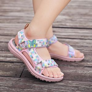 Childrens Shoes Summer Girls Sandals Bow Print Breathable Soft Bottom Comfortable Casual Beach Shoes Childrens Anti slip Sandals 240428