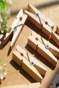 1000 peças Mini prendedores de madeira pinos de roupas de madeira 3507 cm clipe de mola de madeira natural para PO PAPER Craft Toy 5542561