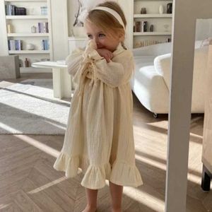 Girl's Dresses Girls Solid Color Dress 2023 Spring/Summer Cotton Linen Lace British Style Temperature Casual Simple A-Line Dress d240515