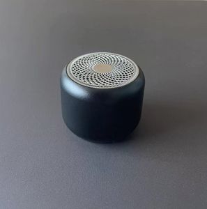 Новый металл Bluetooth -динамик беспроводной мини -портативный высокий объем дома открытый голос творческий маленький динамик