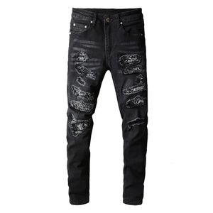 Mens Bandanna Paisley tryckt lapptäcke stretch jeans streetwear svart denim blyertsbyxor smala mager rippade byxor 240514