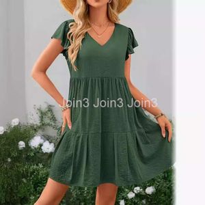Yaz gündelik kısa elbise şapka kolları v yaka katmanlı fırfır sallayan elbise